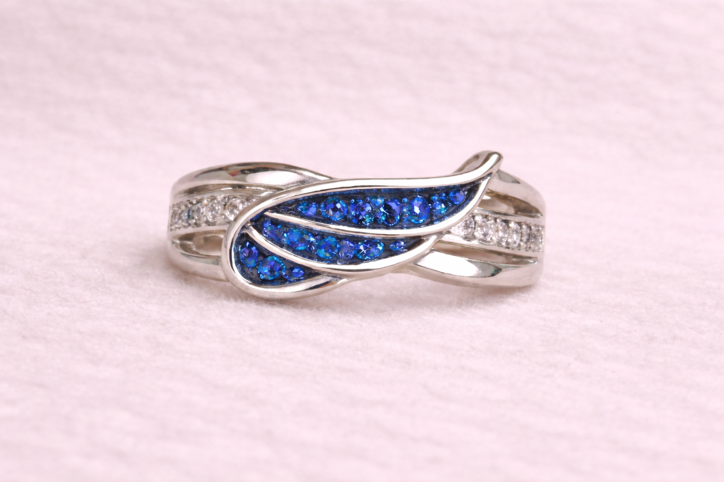 Angel wing ring
