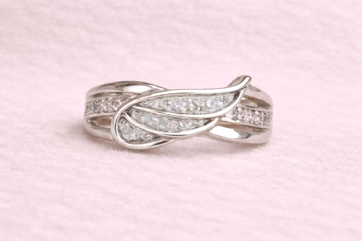 Angel wing ring
