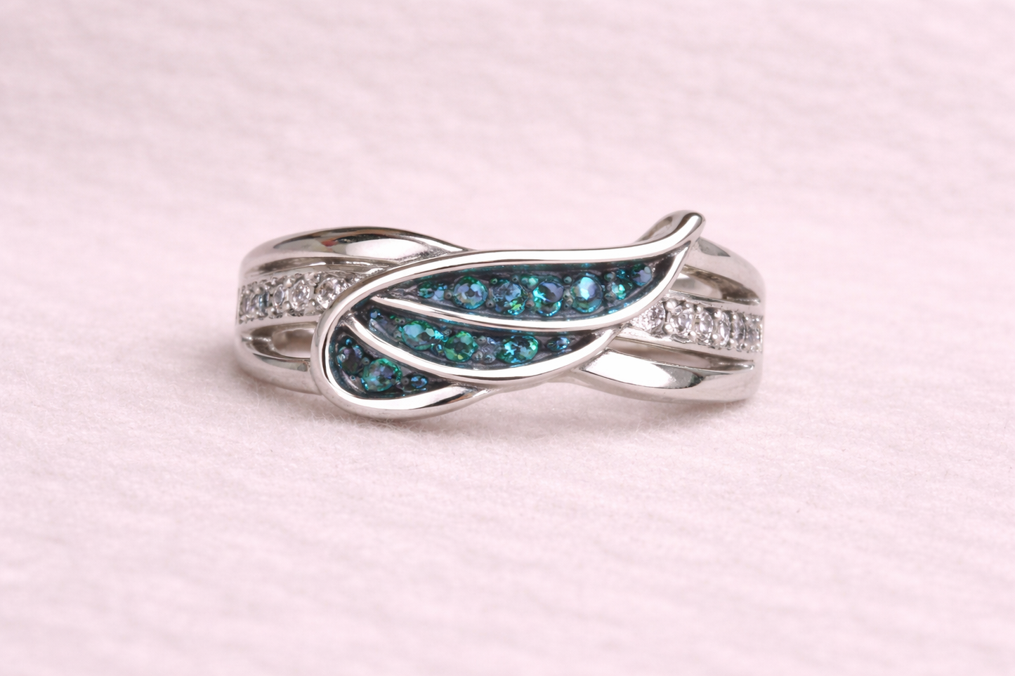 Angel wing ring