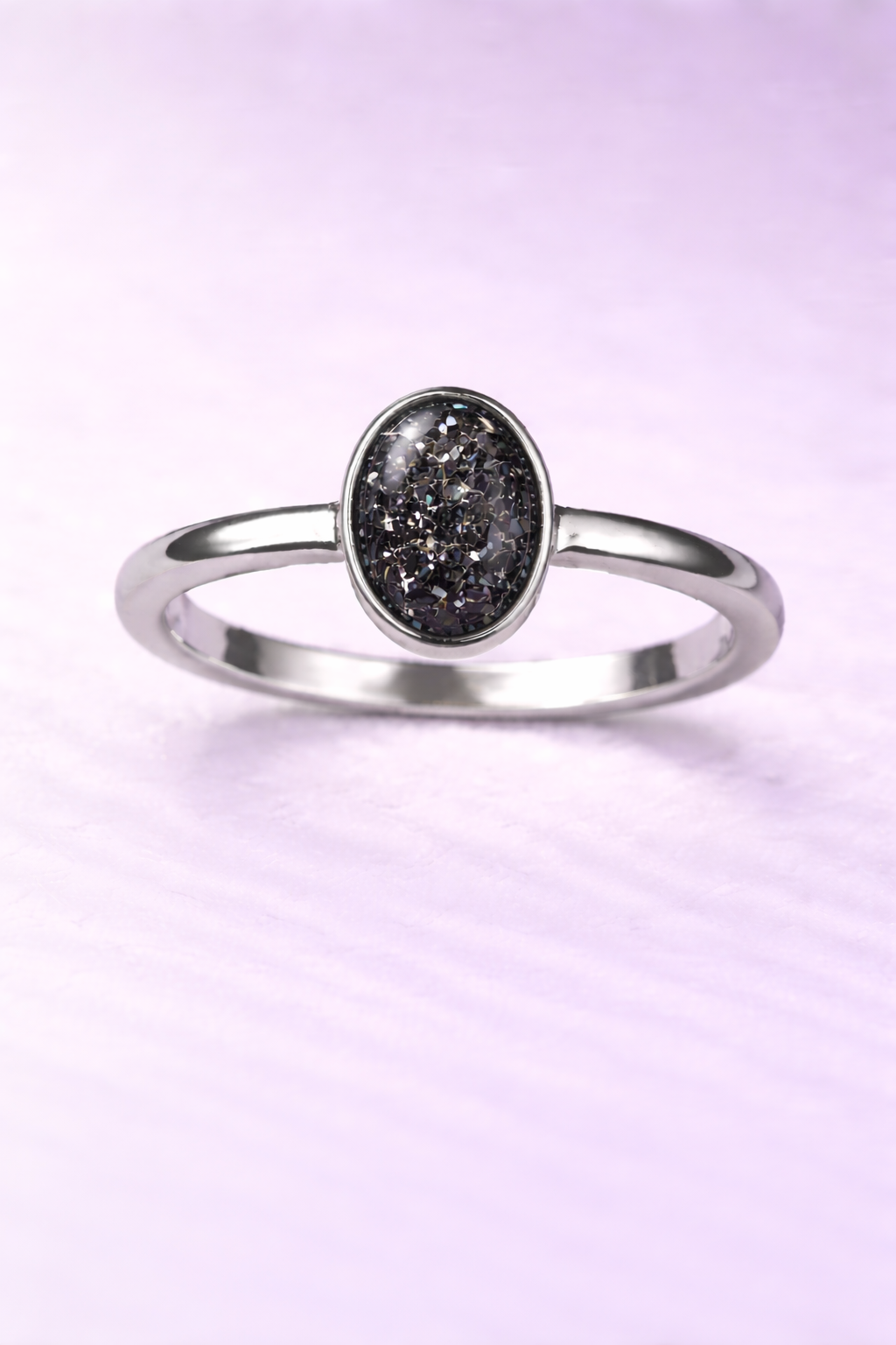 The Harlow Oval Ring