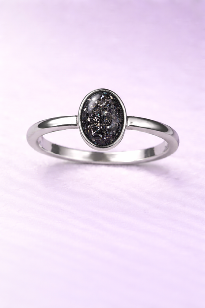 The Harlow Oval Ring