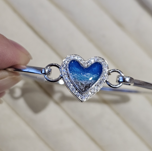Sterling silver heart infinity bangle